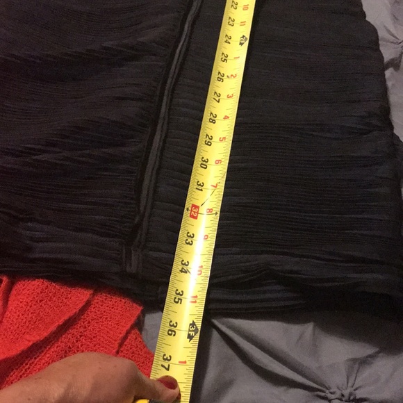 gorgeous black bodycon dress for special occasion - Picture 3 of 9